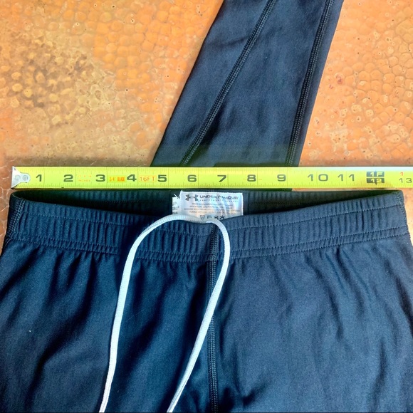UNDER ARMOUR Performance Apparel Leggings - Picture 5 of 7